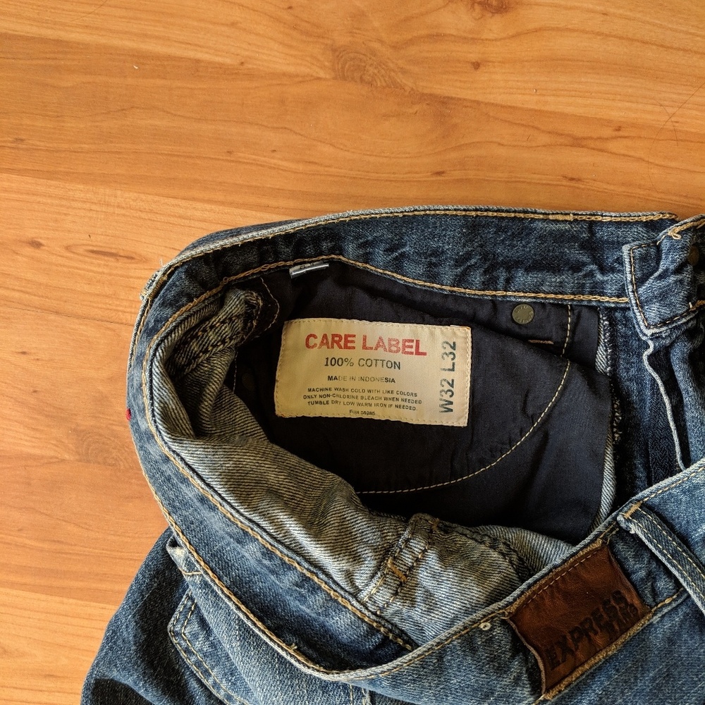 Jeans - Picture 2 of 4